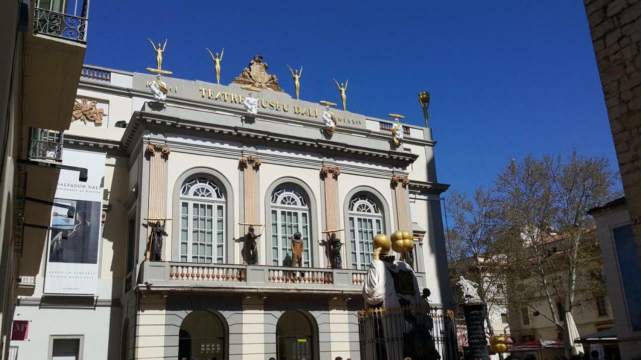 Apartamento Nuria Figueres  Exterior foto